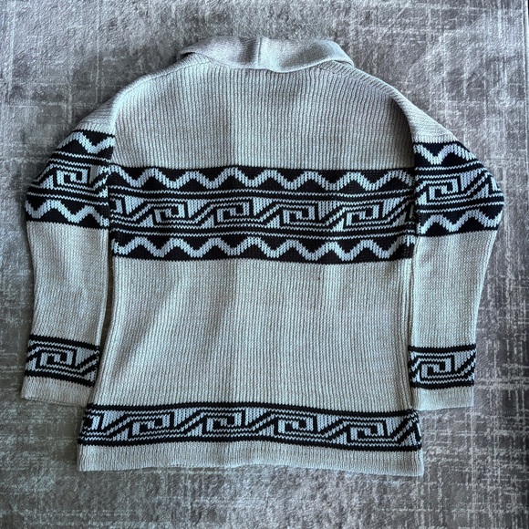 LAST CHANCE Ecote Cardigan Sweater - Picture 5 of 5